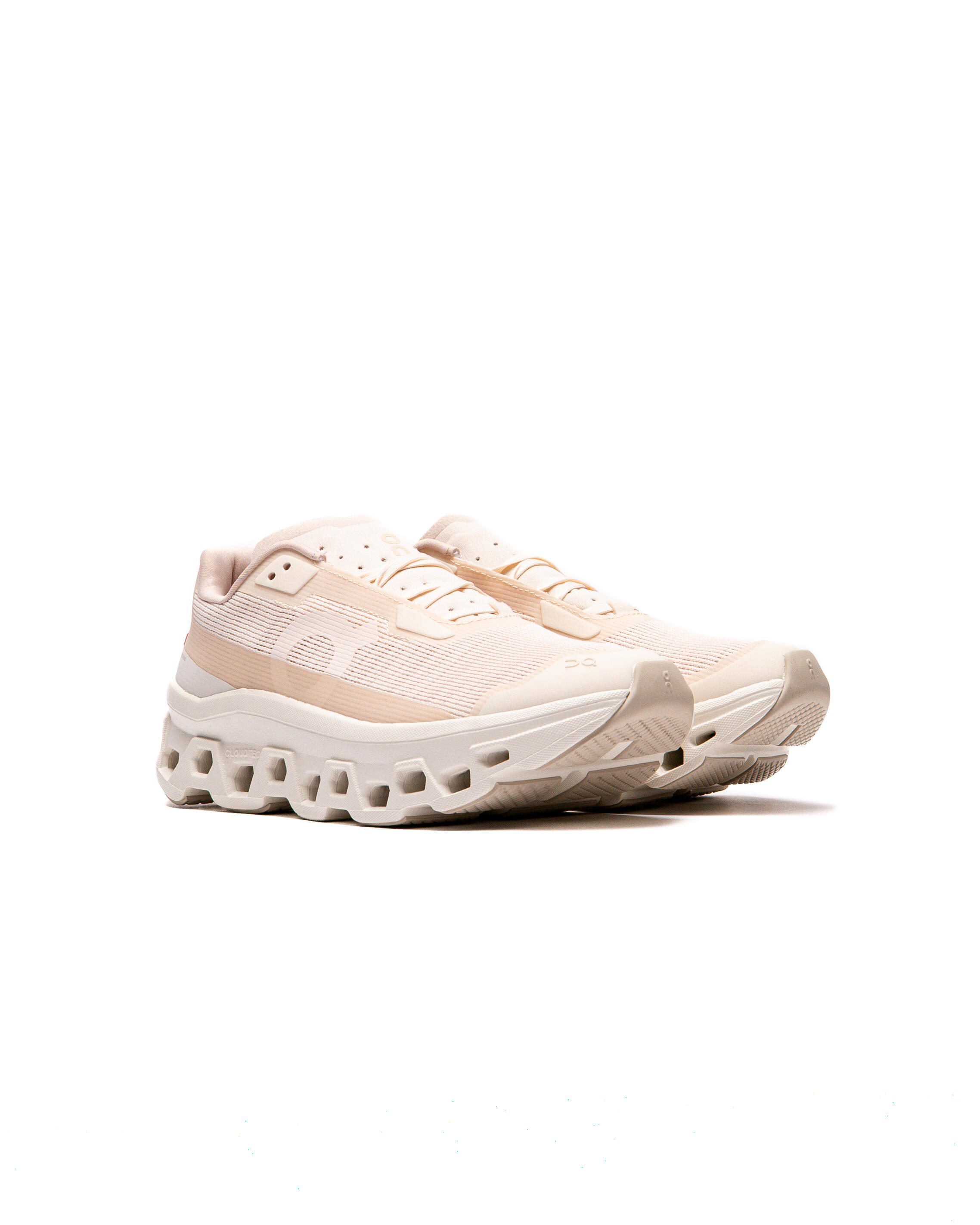 Icse2014Shops STORE | 3WF10493043 | On Assist running WMNS